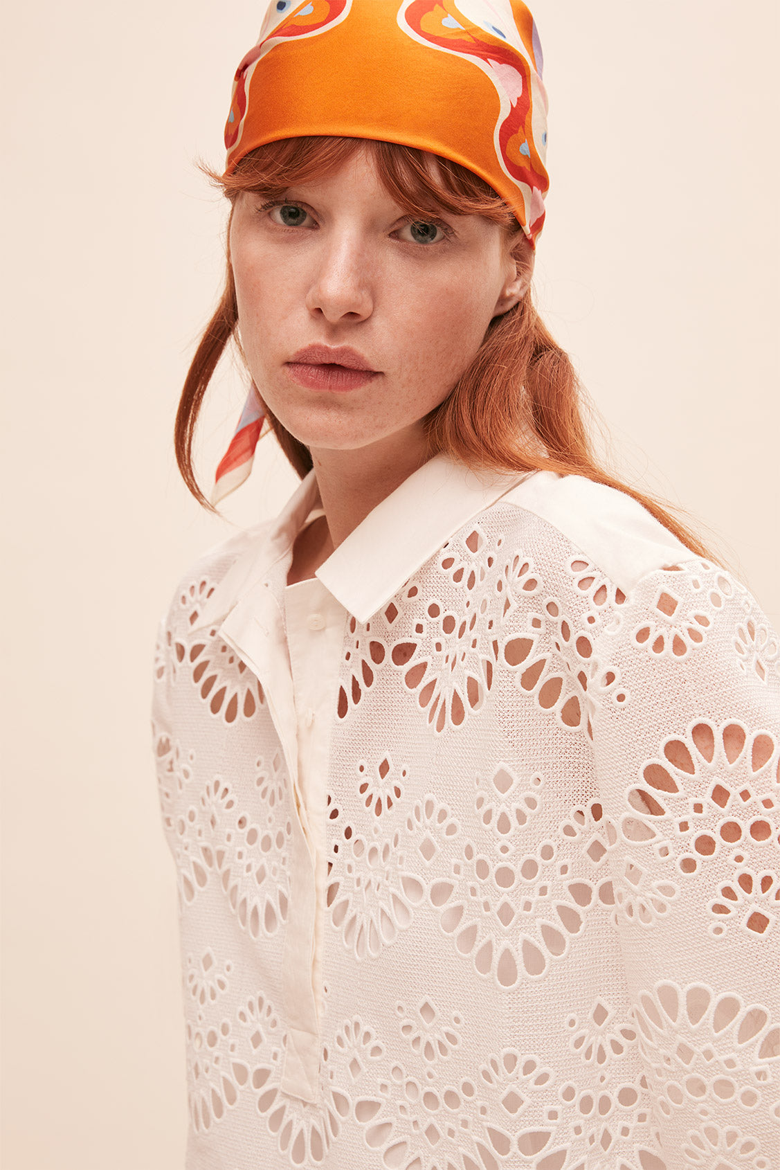 SUN-S24C07198 LEA WHT LACE BLOUSE