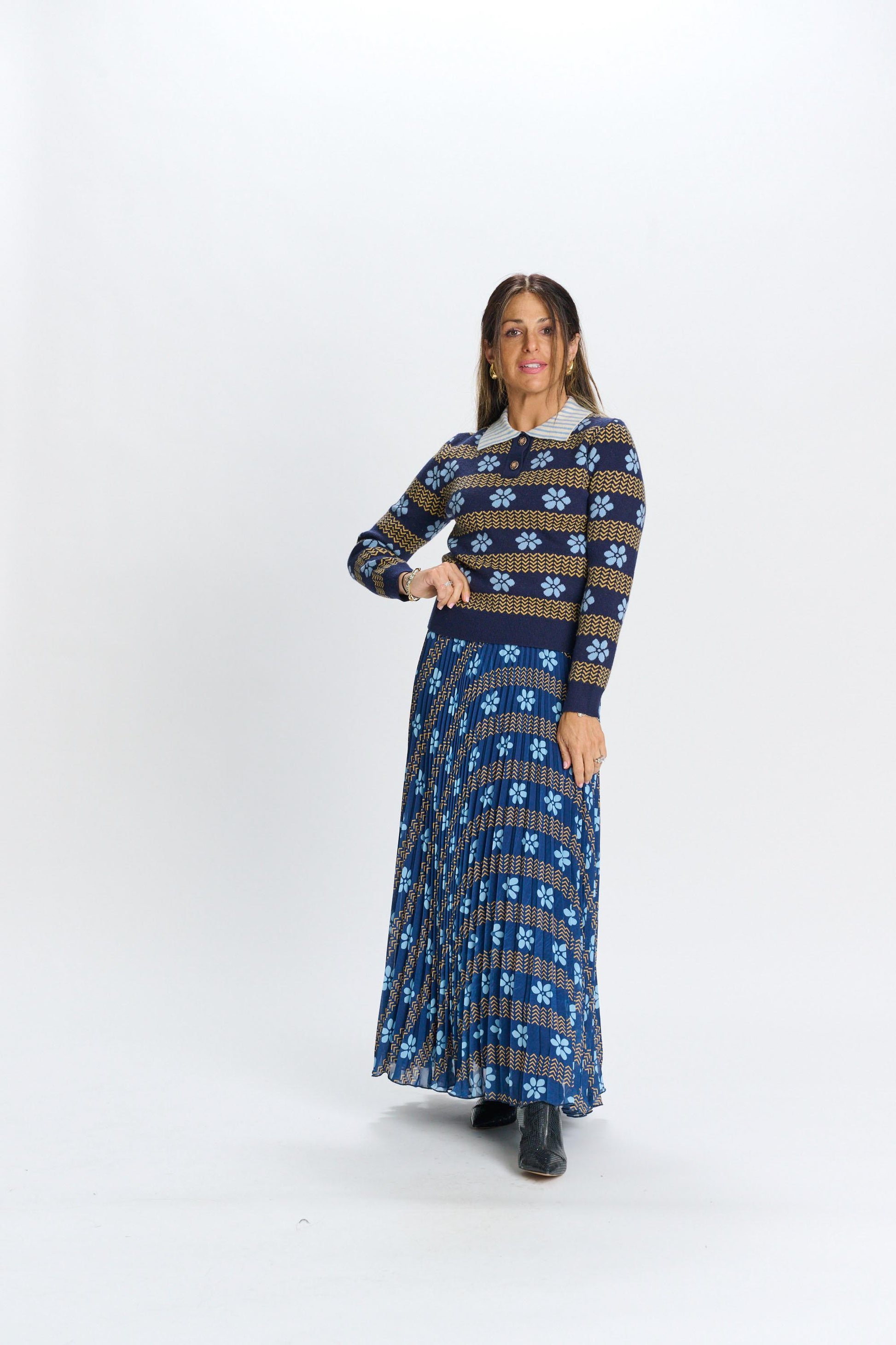MIZ-333231&333232 BLUE&GOLD FLORAL TOP