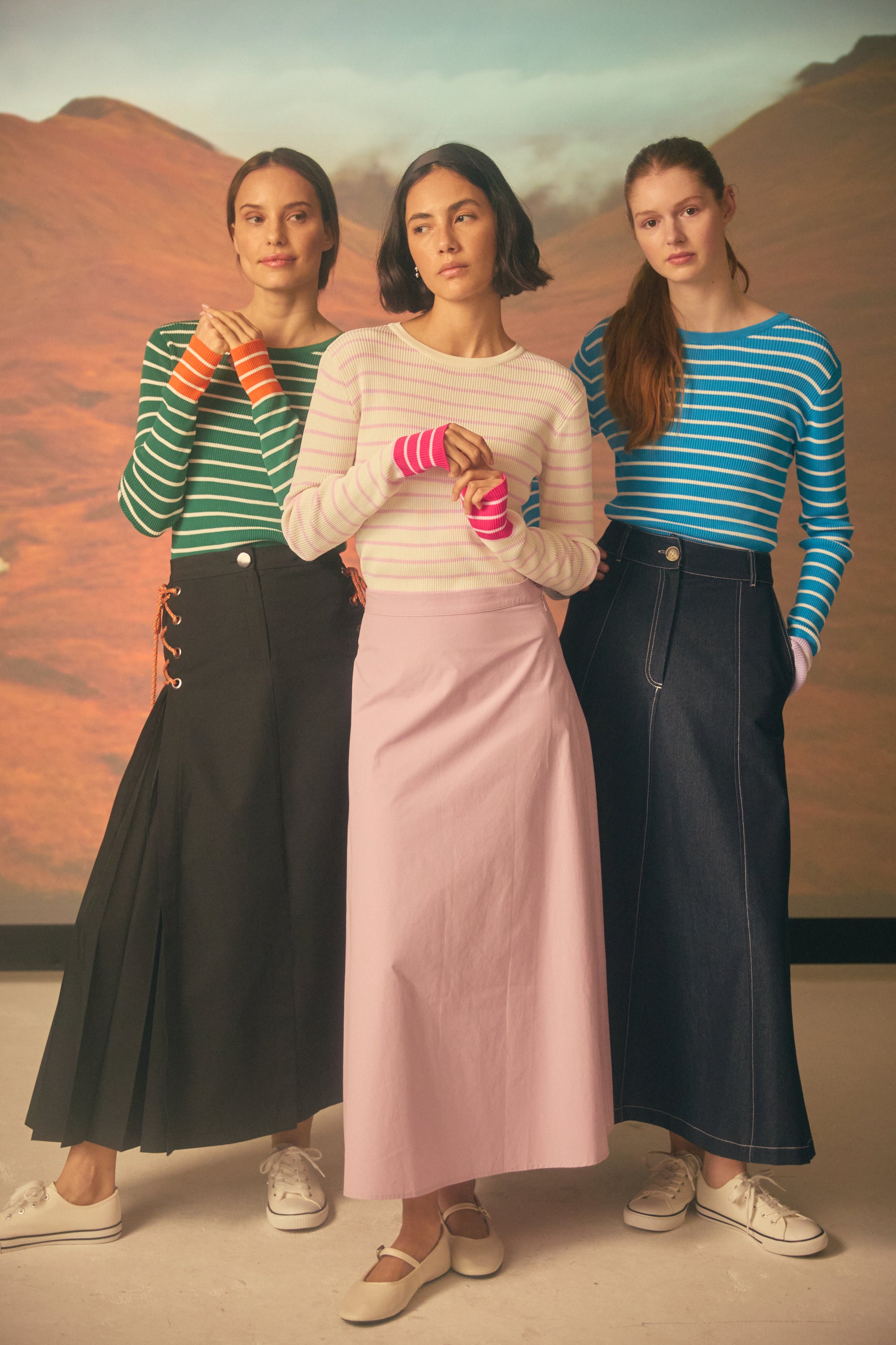 NOI-CH172 GREEN&ORANGE STRIPED T-SHIRT