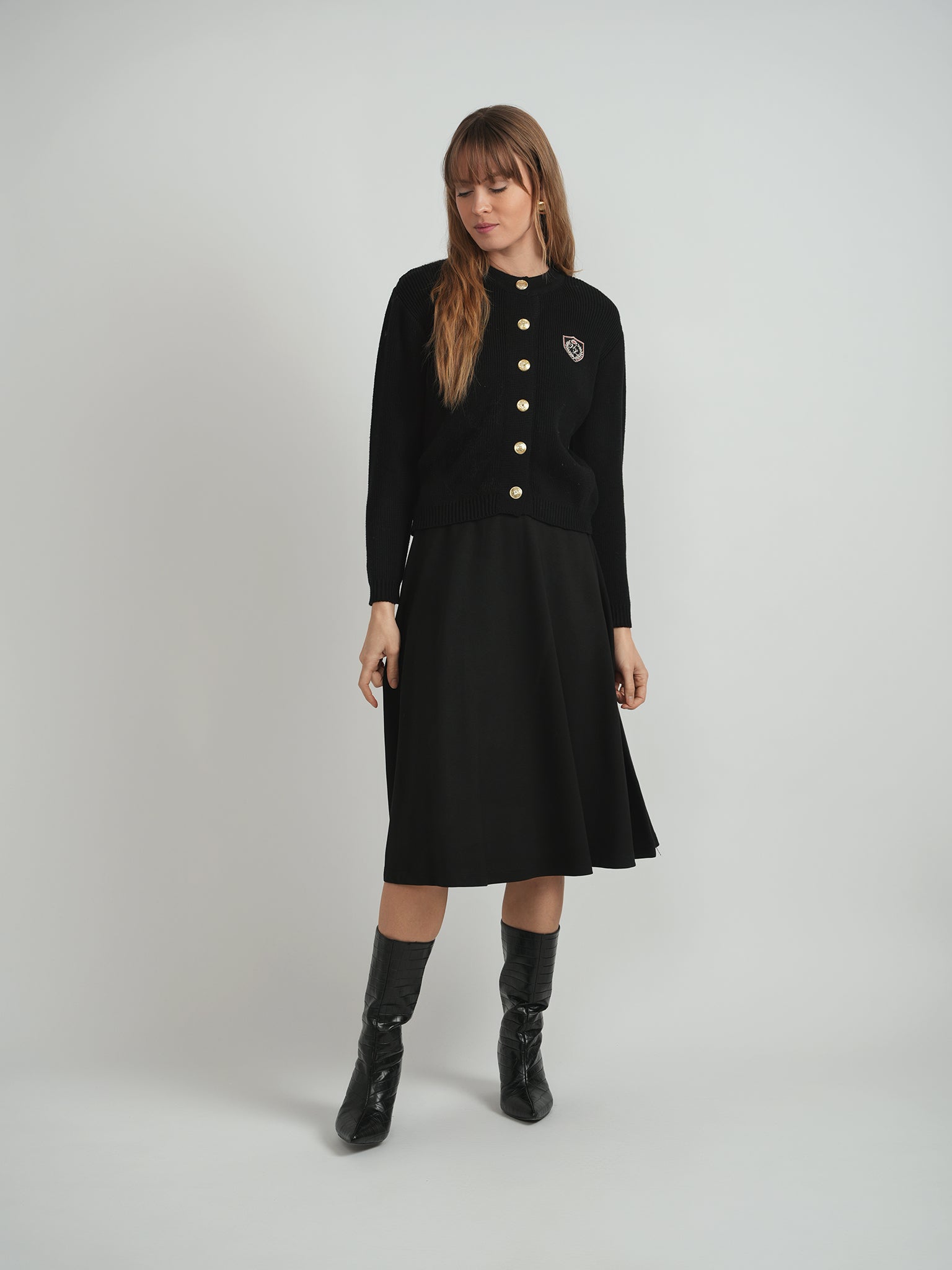 DEJ-WB5CM1750TE DARK OLIVE EMBLEM CARDIGAN