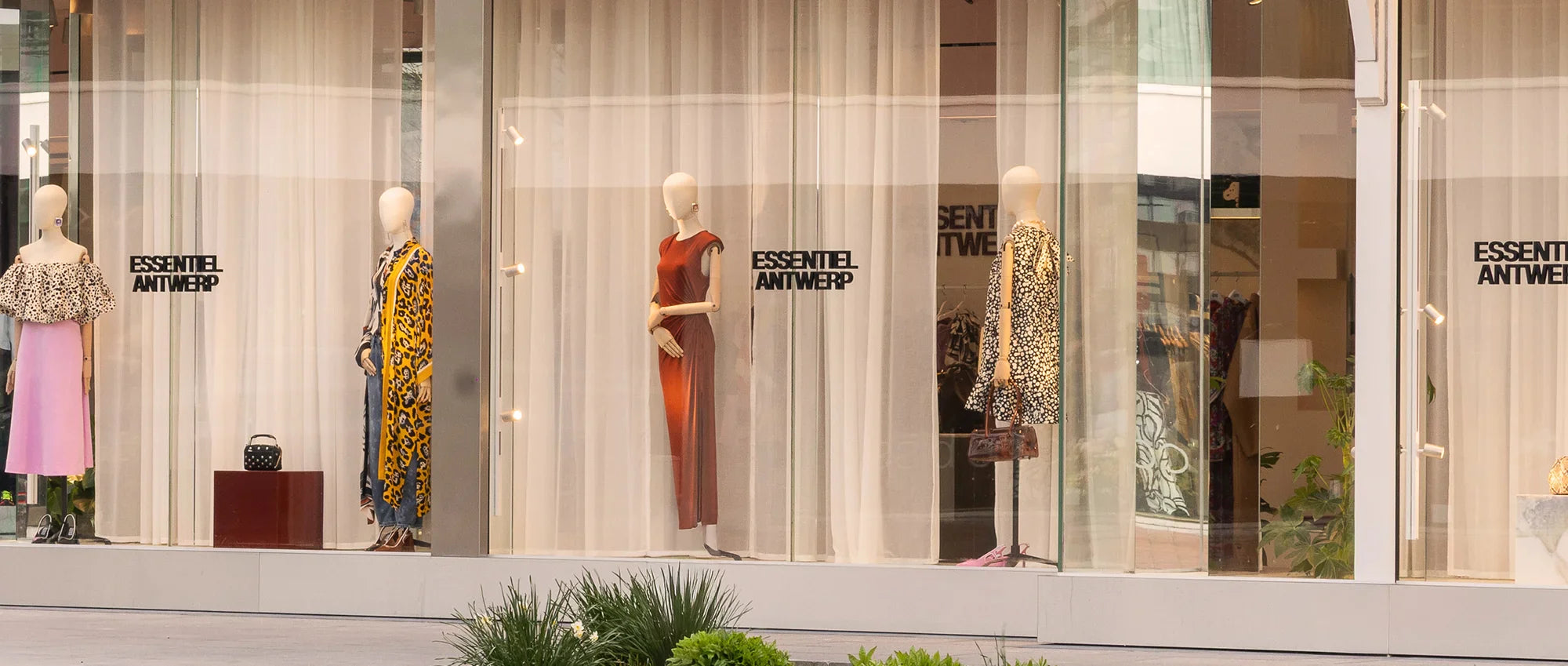 Essentiel Antwerp