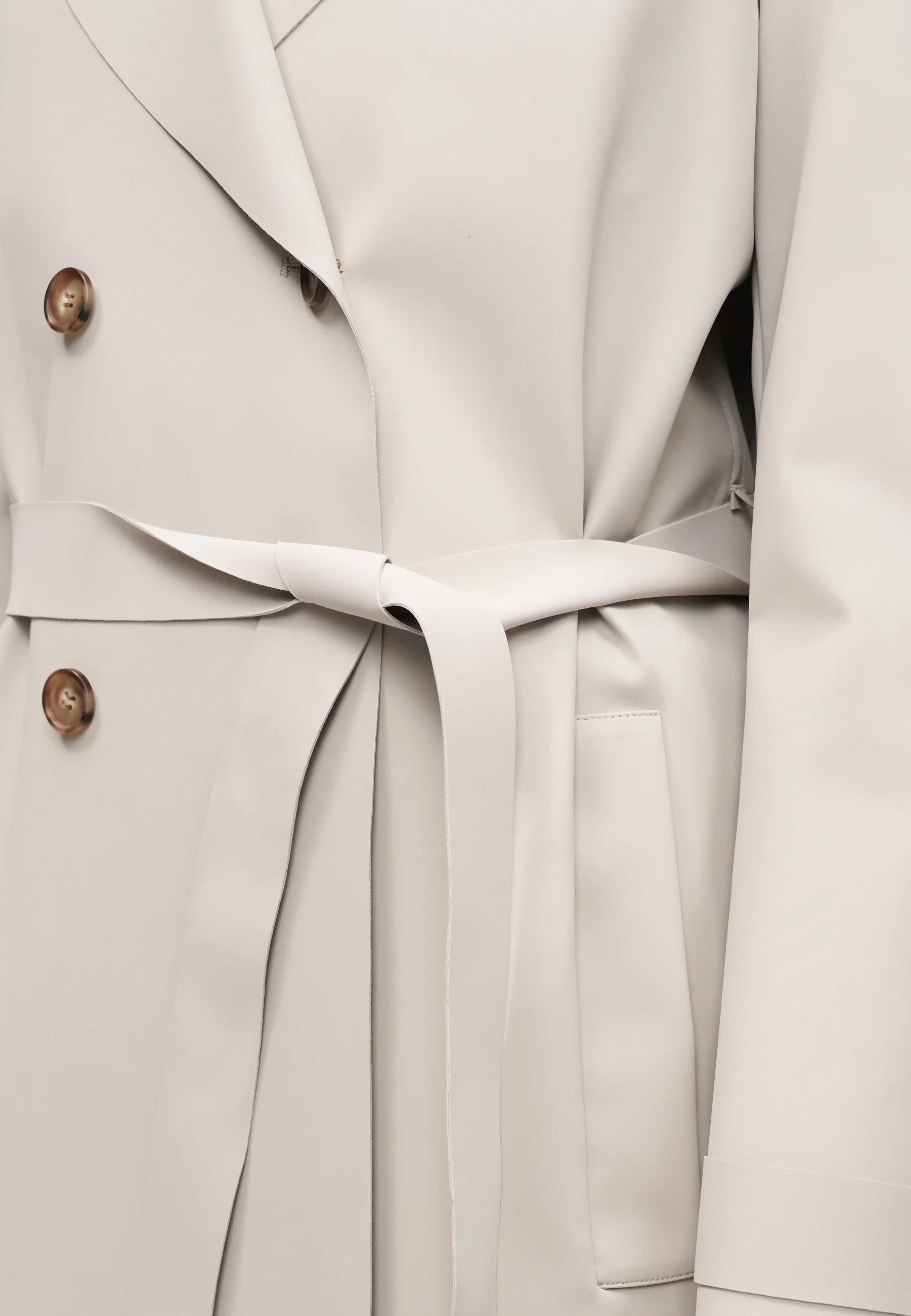 MM-261690102 MMLCEDRO AND LONG COAT