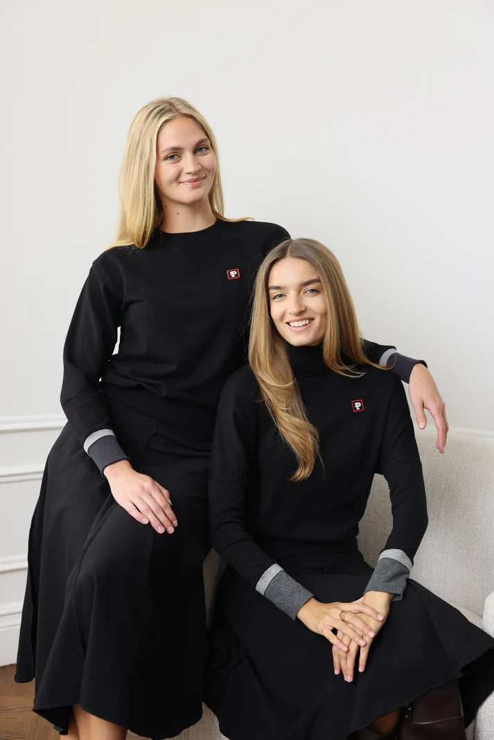PAR-T570 BLACK BASIC PATCH SWEATSHIRT