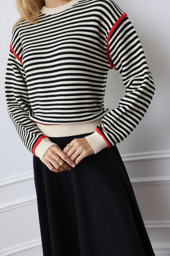PAR-T562 BLACK&IVORY STRIPED TOP