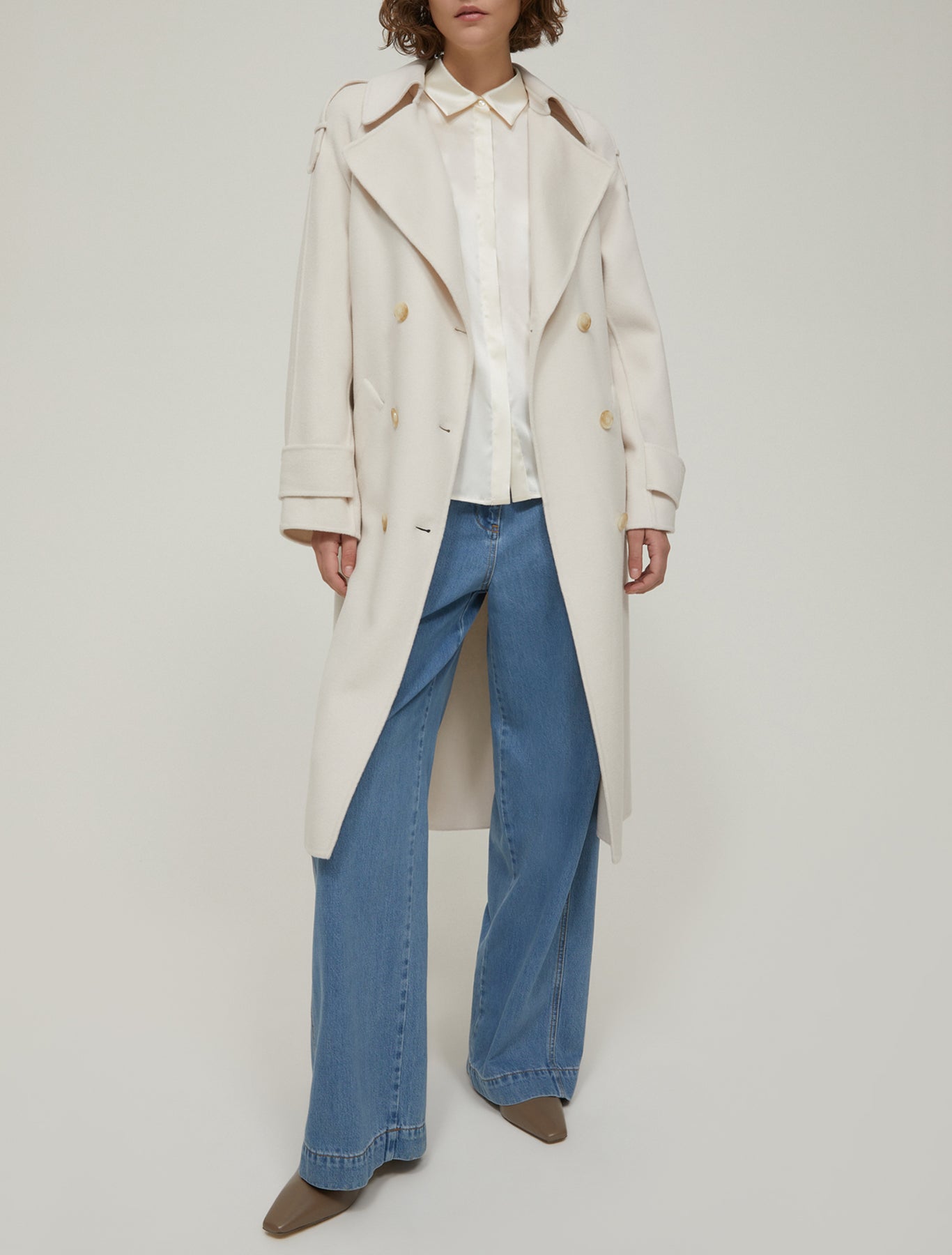 PNK-252101605 ZEN IVORY WOOL COAT