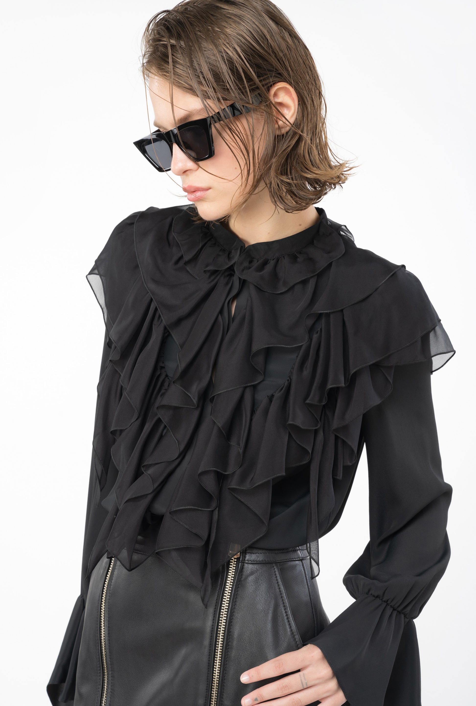 PKO-101762 RAGIO BLACK BLOUSE