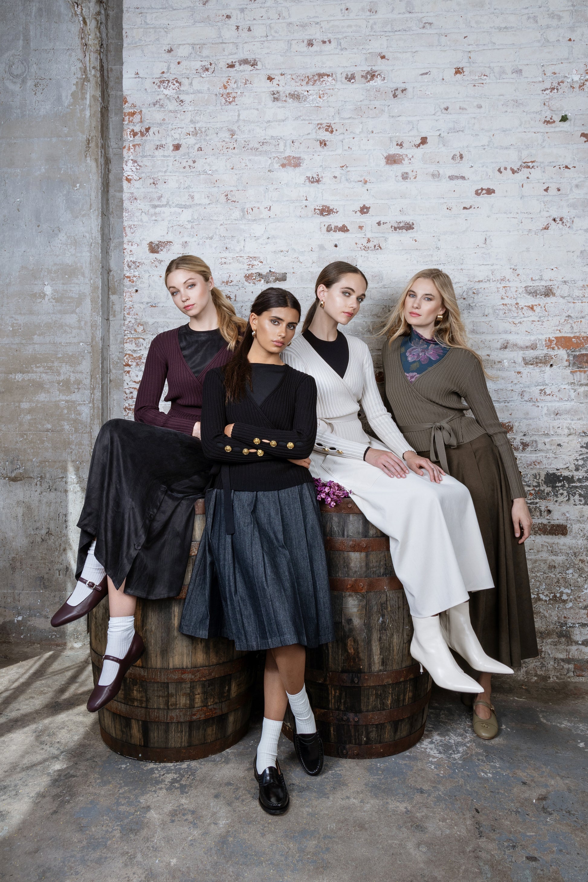 MUN-MNA4233 WINE WRAP TOP