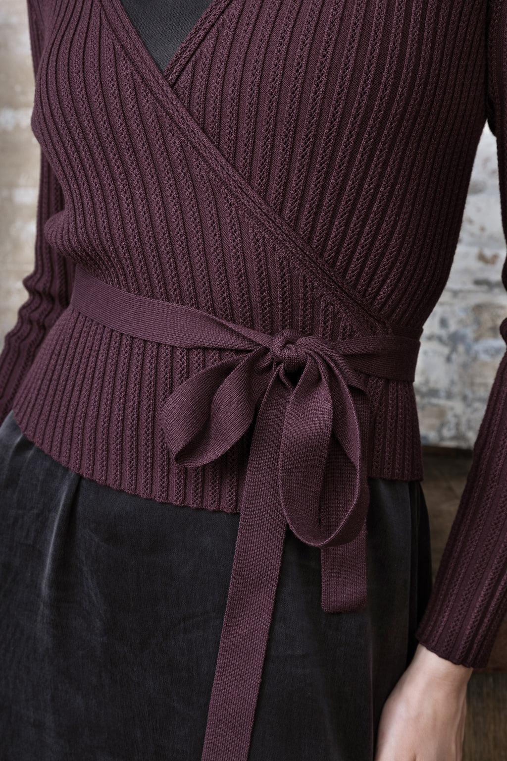 MUN-MNA4233 WINE WRAP TOP