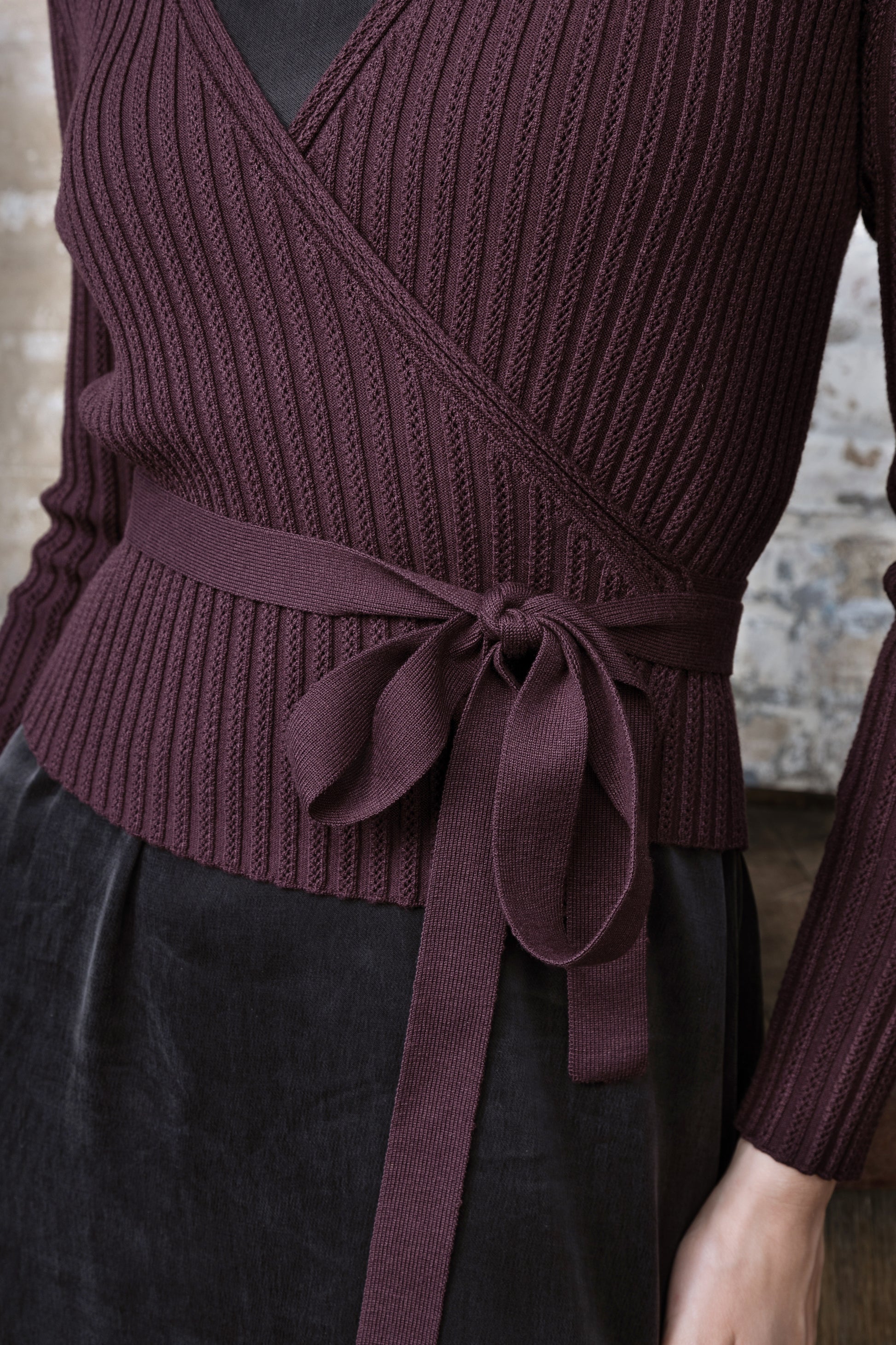 MUN-MNA4233 WINE WRAP TOP