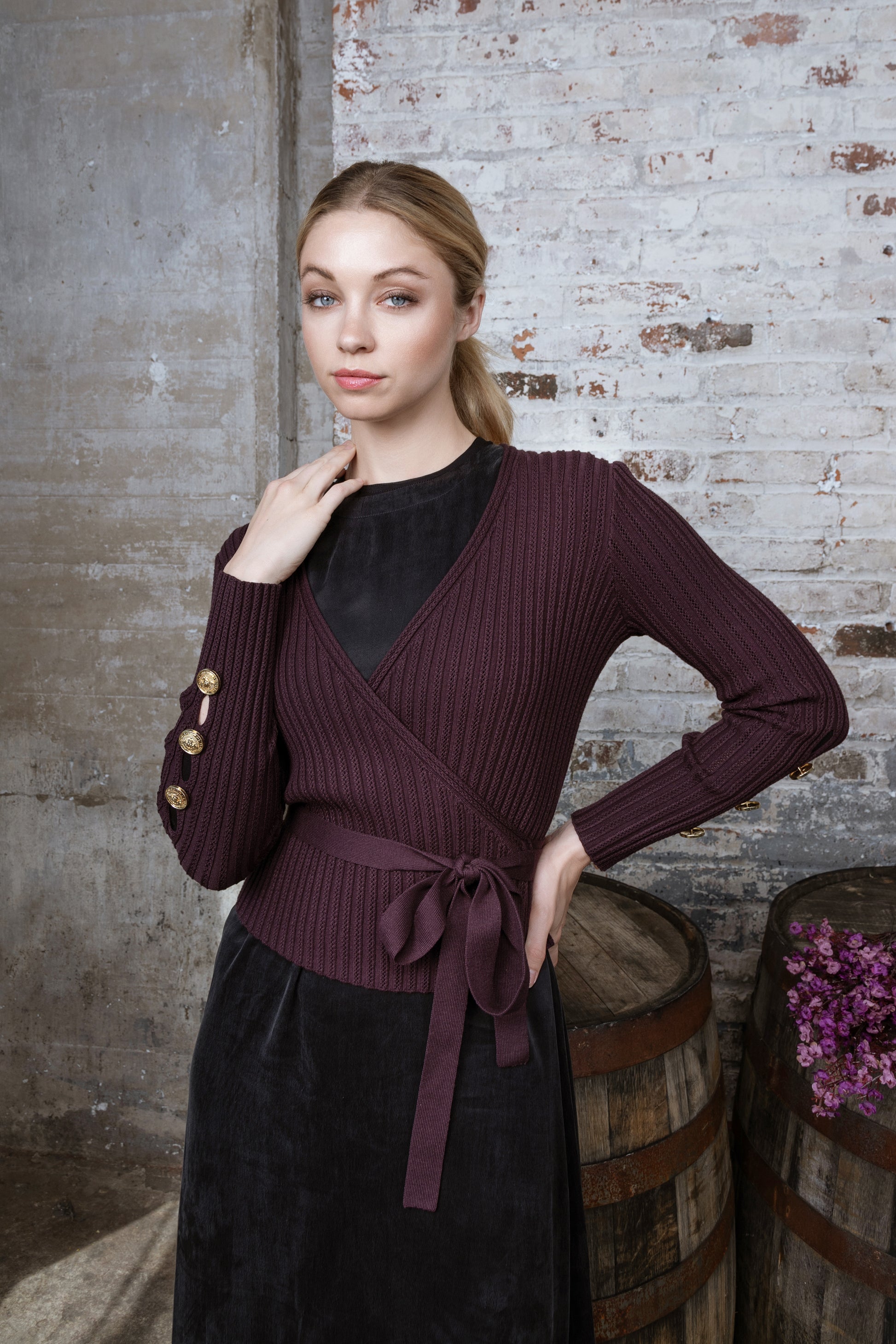 MUN-MNA4233 WINE WRAP TOP