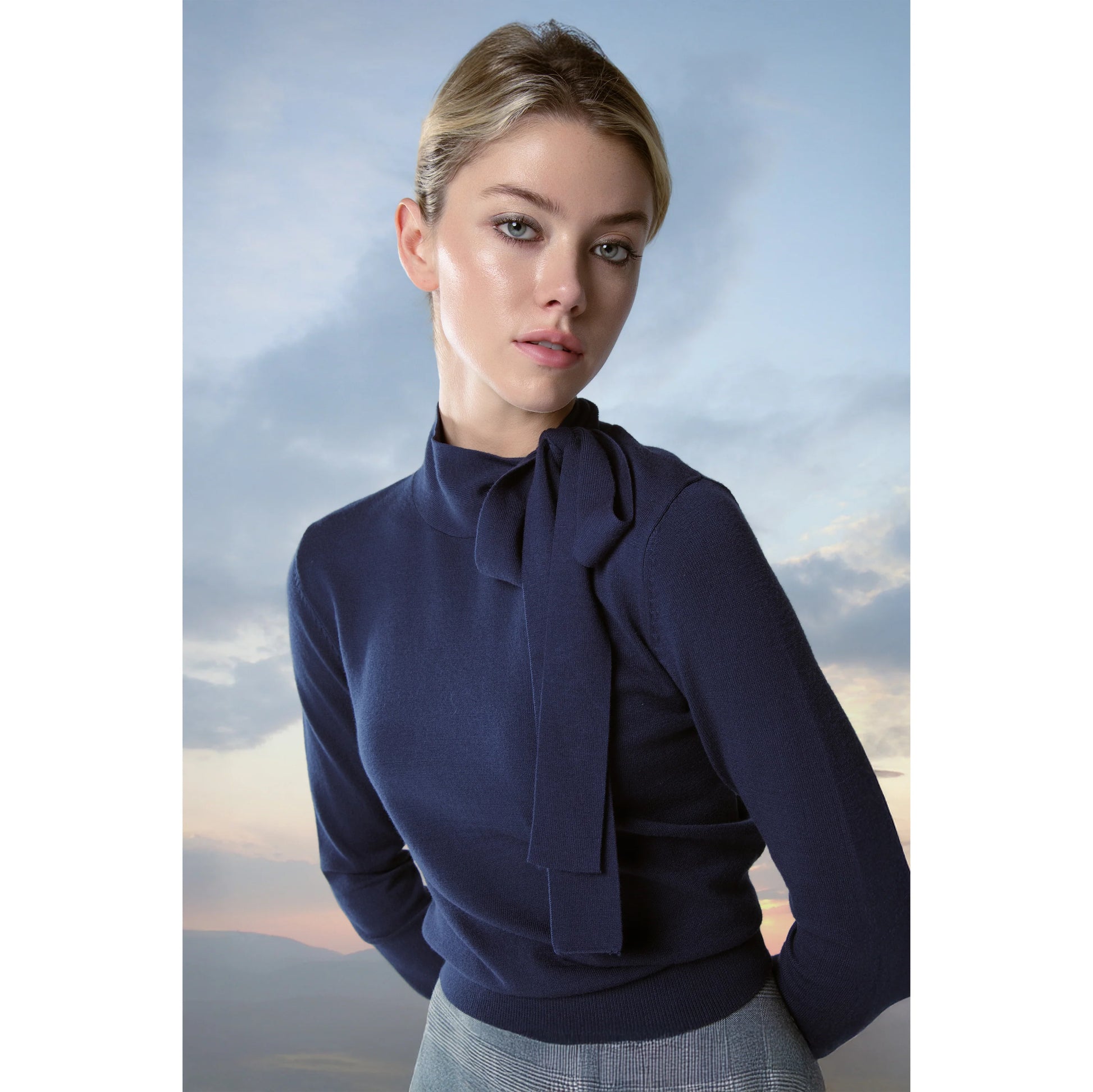 MUN-MNA5004 NAVY BOW TOP