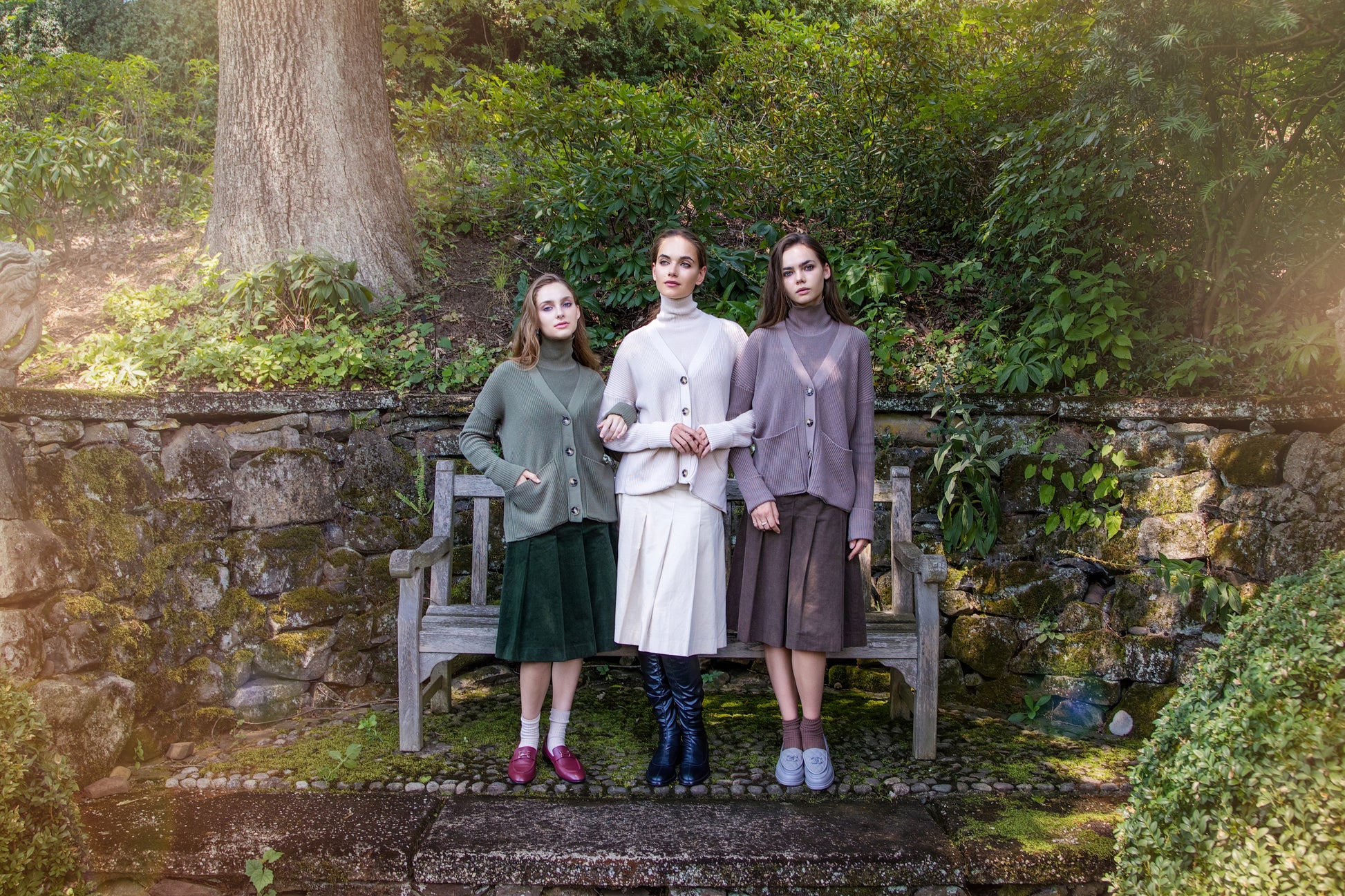 MUN-NUA4252&NUA4253 OLIVE POLO NECK CARDIGAN