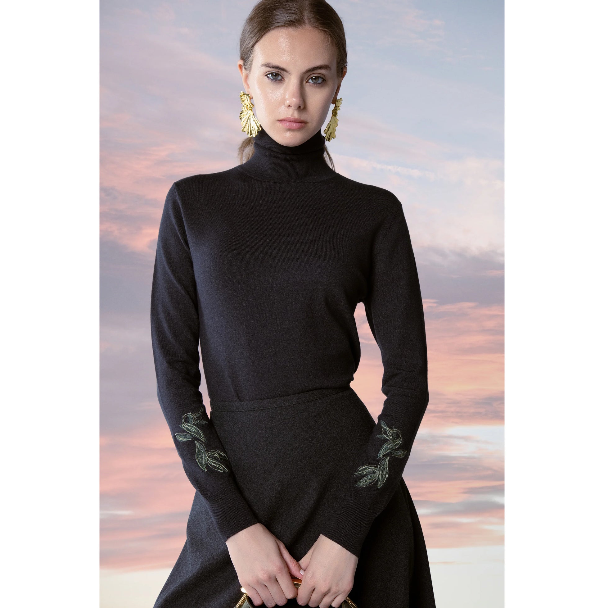 MUN-MNA5005 CHARCOAL FLORIE TOP