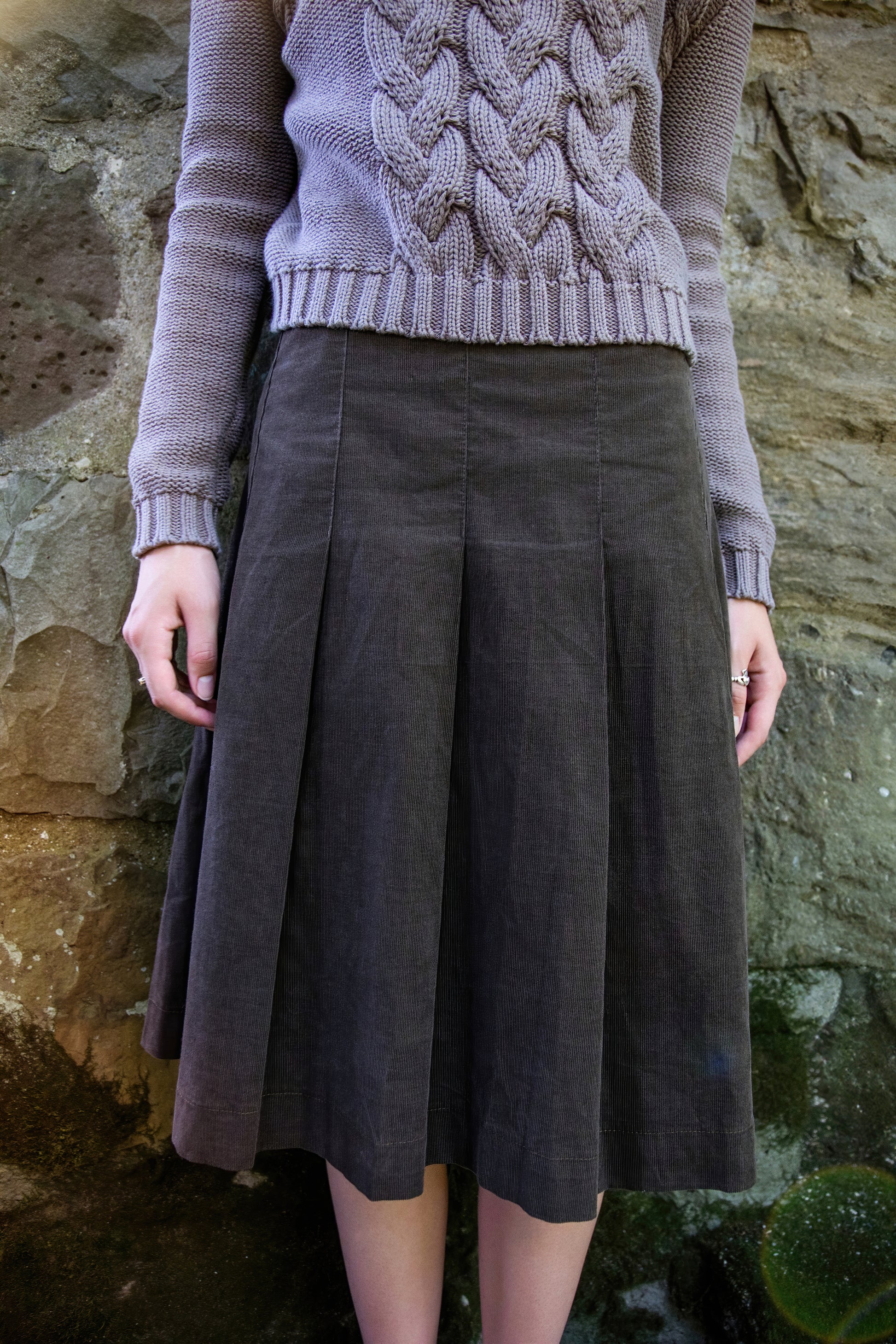 MUN-NUA4304 MUSHROOM CABLE KNIT TOP