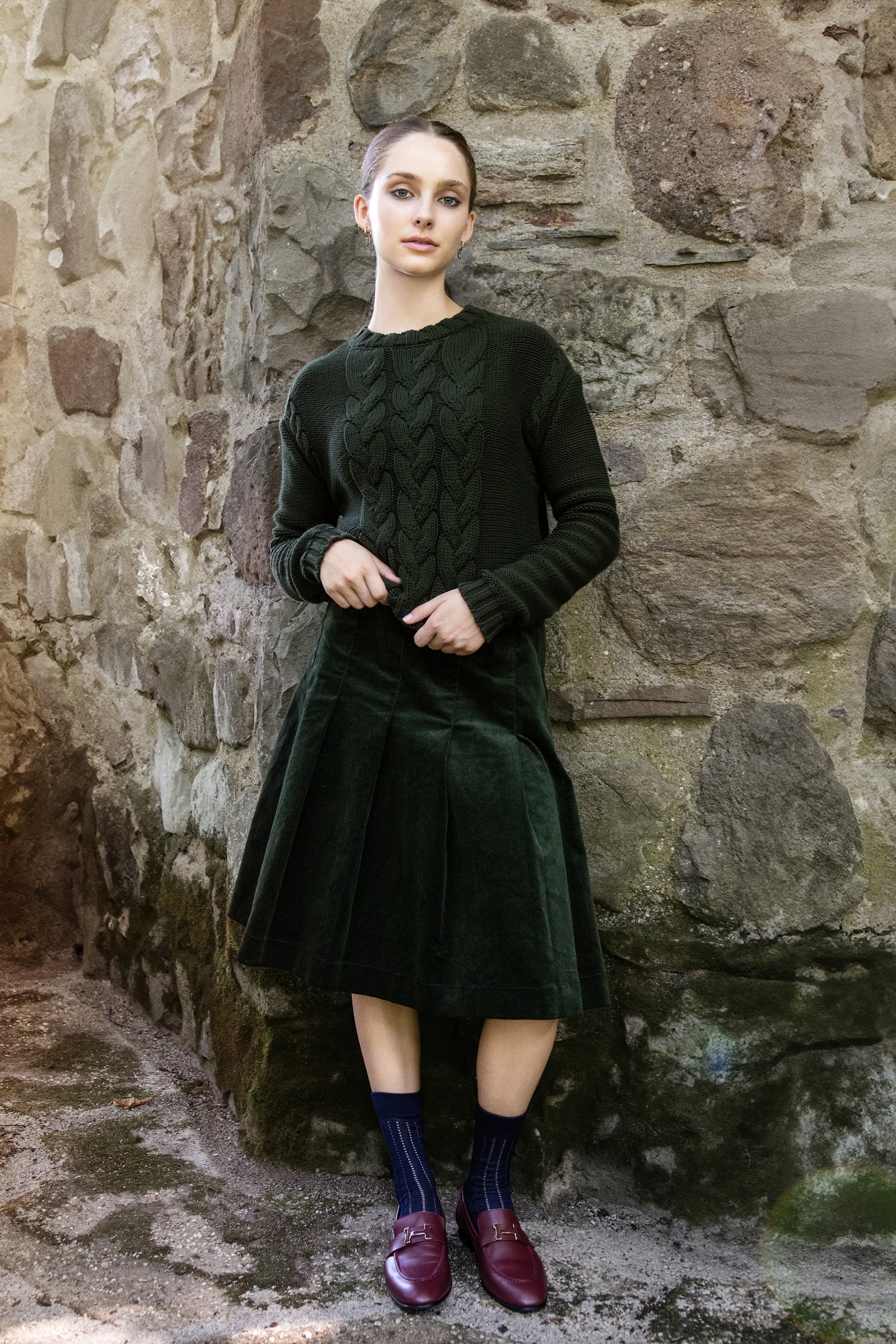 MUN-NUA4304 OLIVE CABLE KNIT TOP