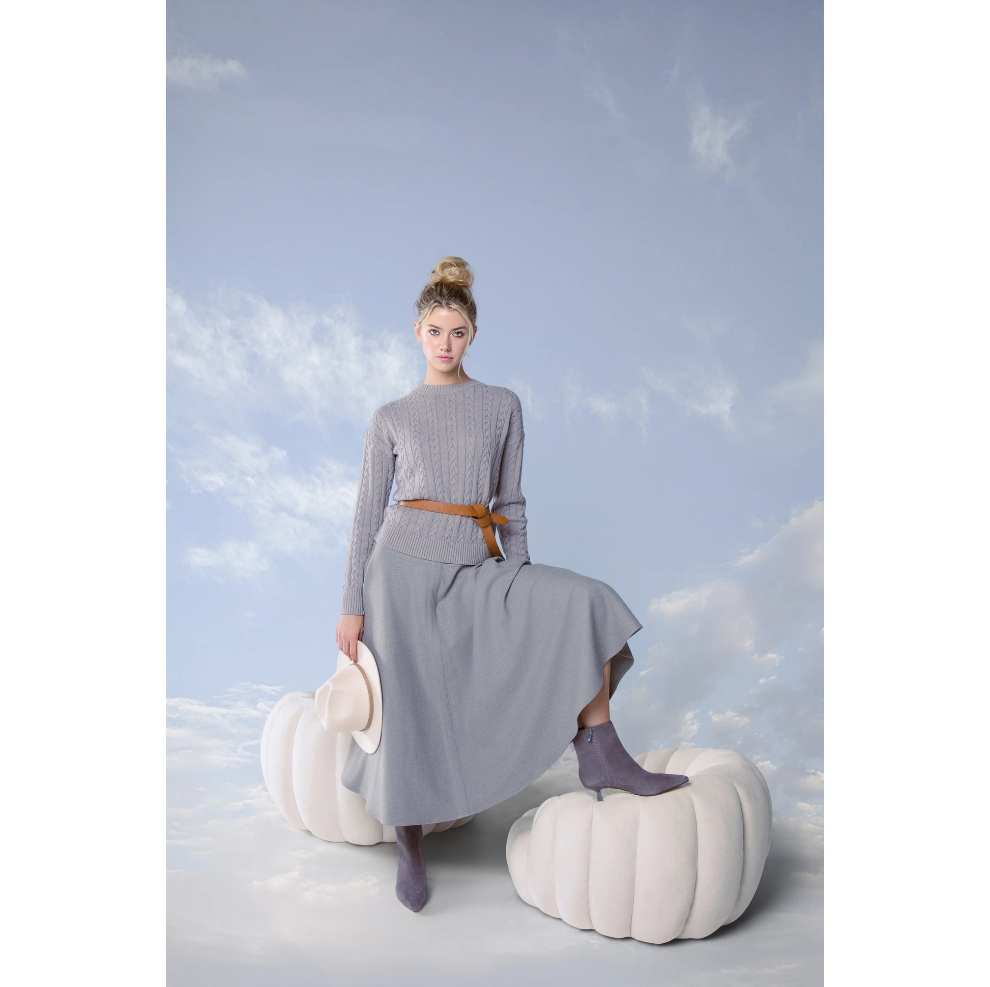 MUN-MNA5059 TAUPE LUMINA SKIRT