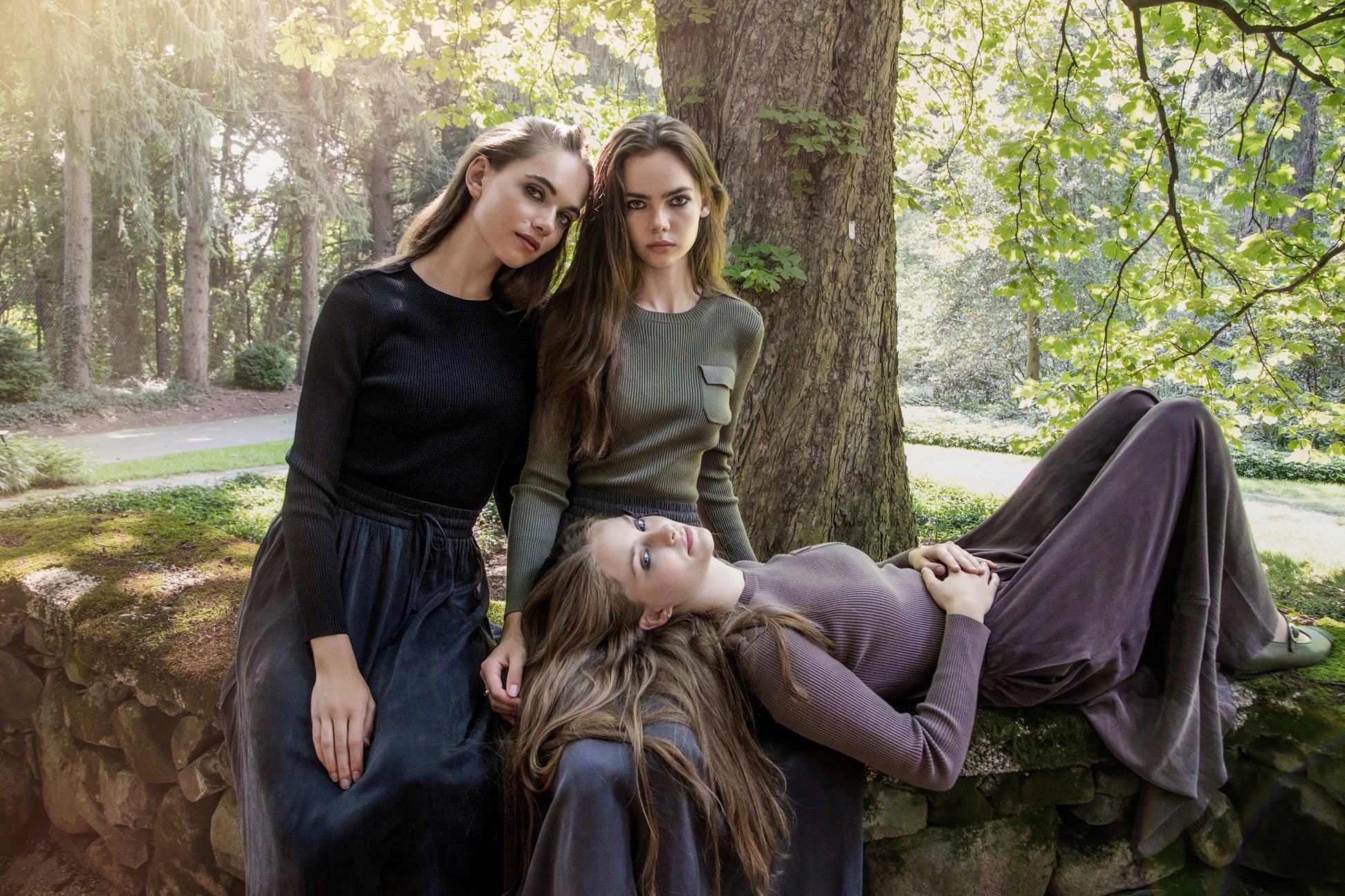 MUN-NUA4220 BLACK RIBBED POCKET TOP