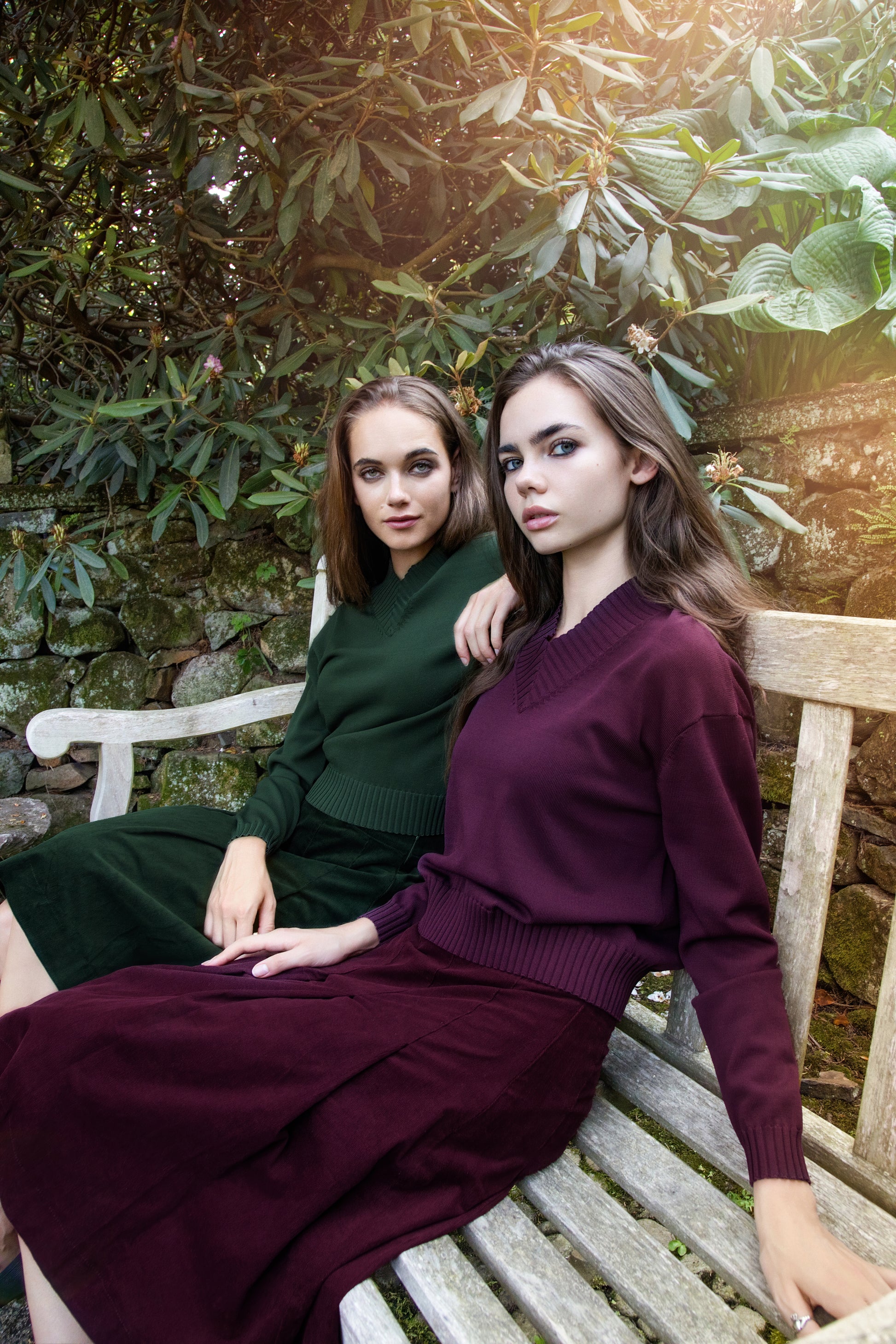 MUN-NUA4315 OLIVE V-NECK TOP
