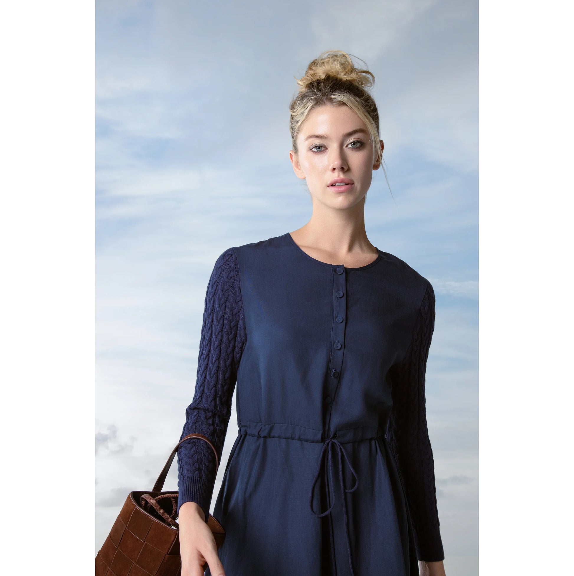 MUN-MNA5023 NAVY CARA DRESS