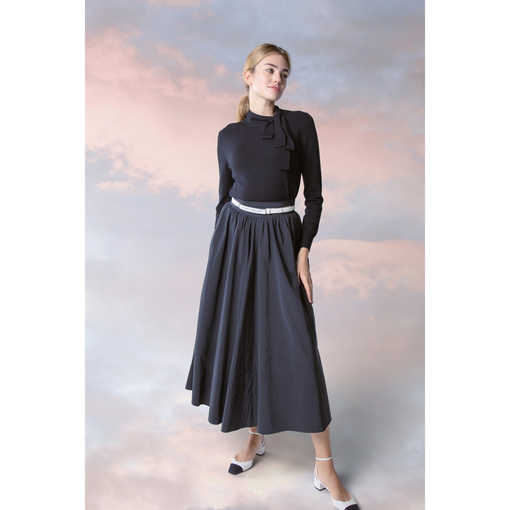 MUN-MNA5004 BLACK BOW TOP