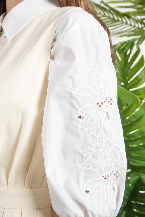 MUN-MNS6030 WHITE EMORY BLOUSE