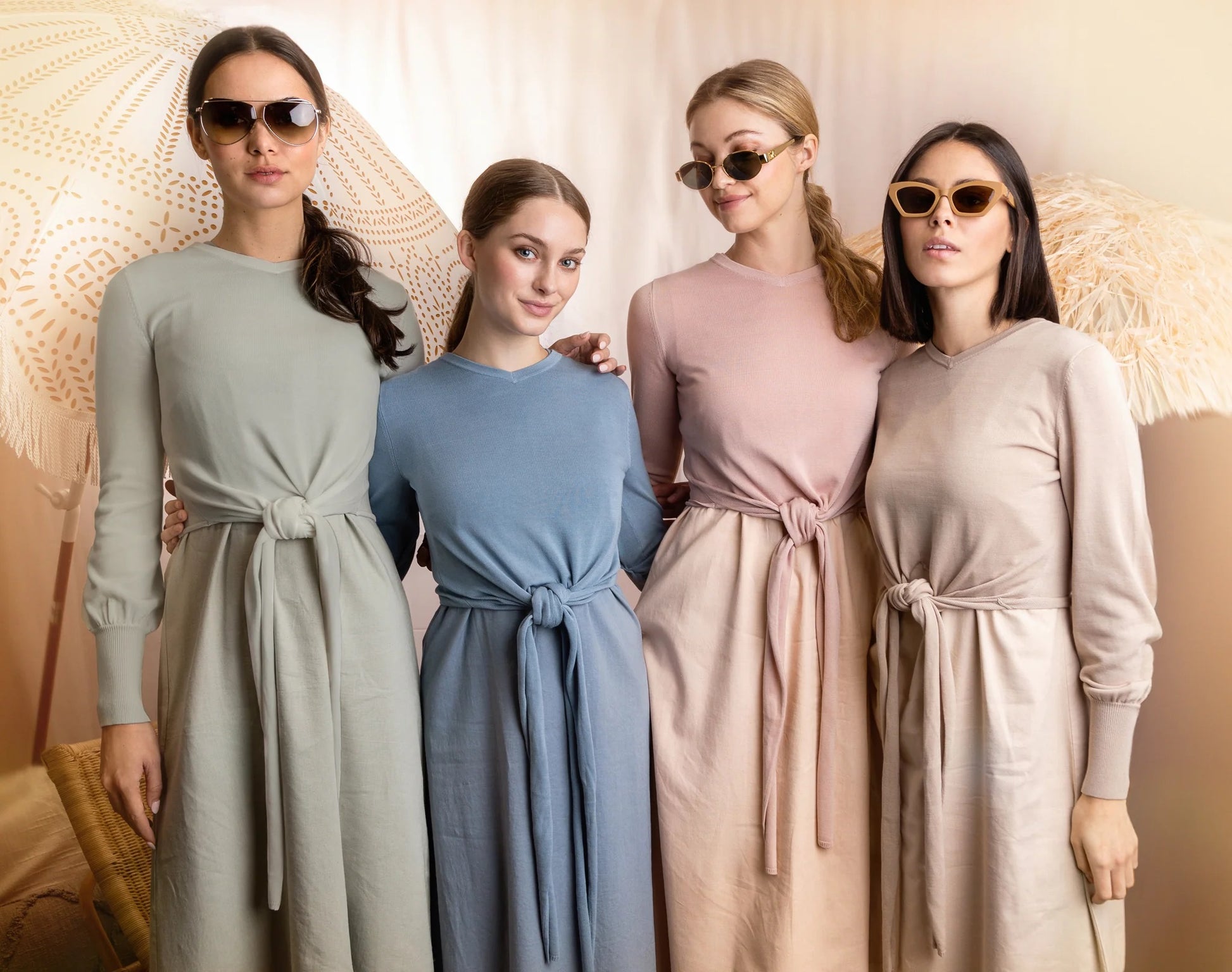 MUN-MN4018 BLACK SLEEVELESS DRESS