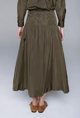 LAV- BF6WD001 GREEN TAFFETA SKIRT
