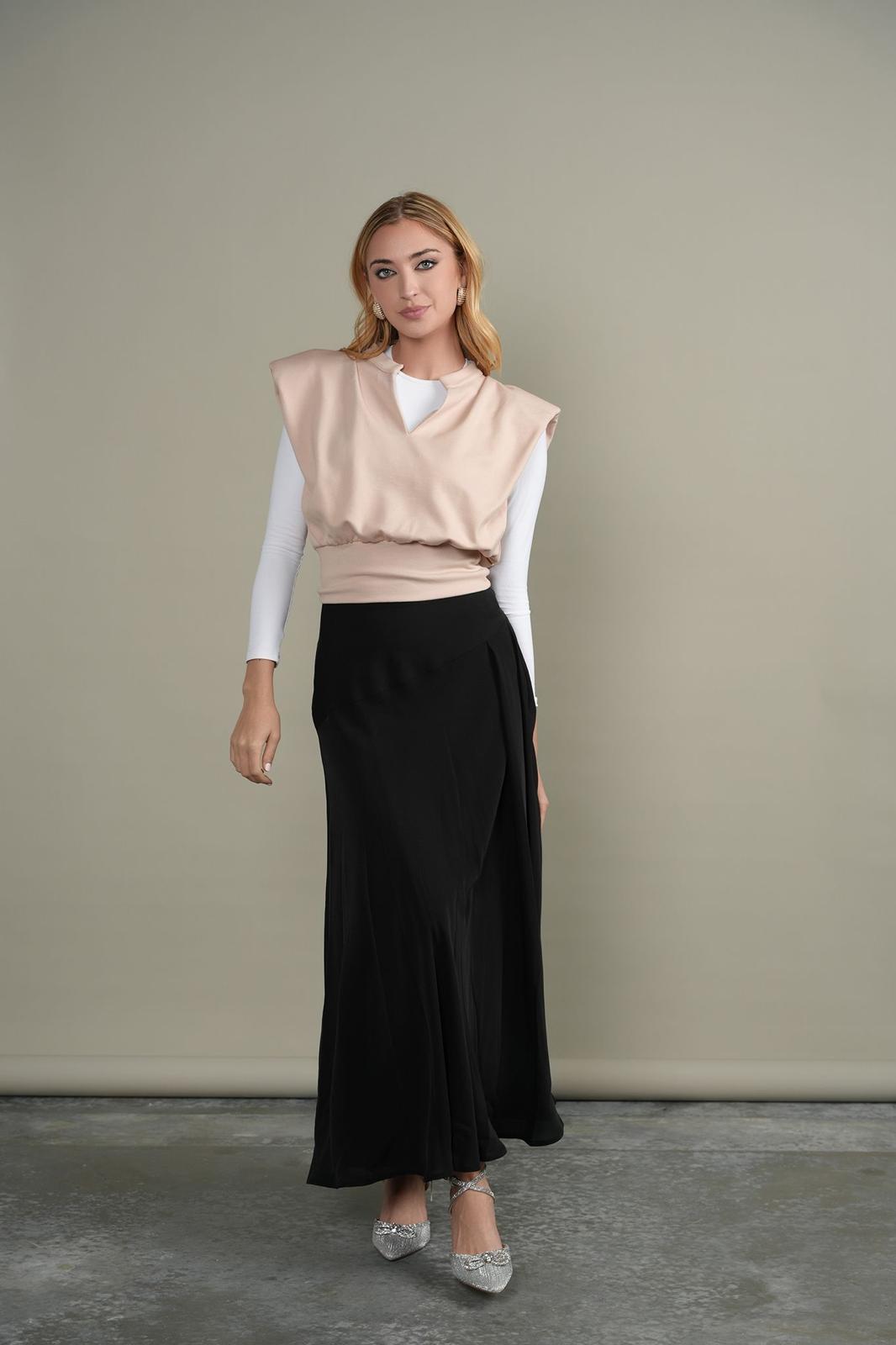 MIK-1630 CREAM V-NECK TOP
