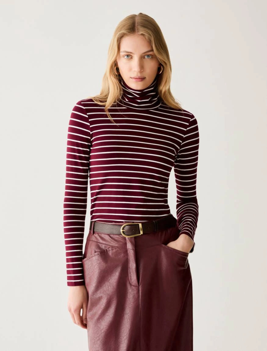 PNK-2621976026 PBJNERINE BURGANDY TRIPE T-HIRT