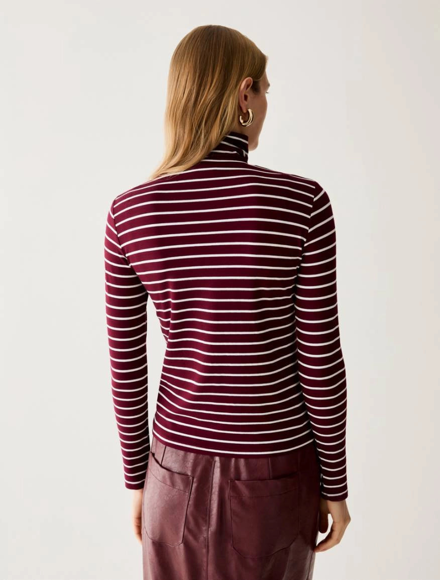 PNK-2621976026 PBJNERINE BURGANDY TRIPE T-HIRT