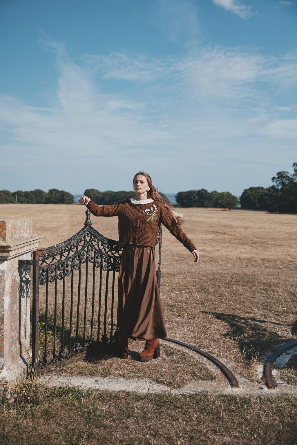 NOI-CH219 BROWN CABLE KNIT FLOWER EMBROIDERY CARDIGAN