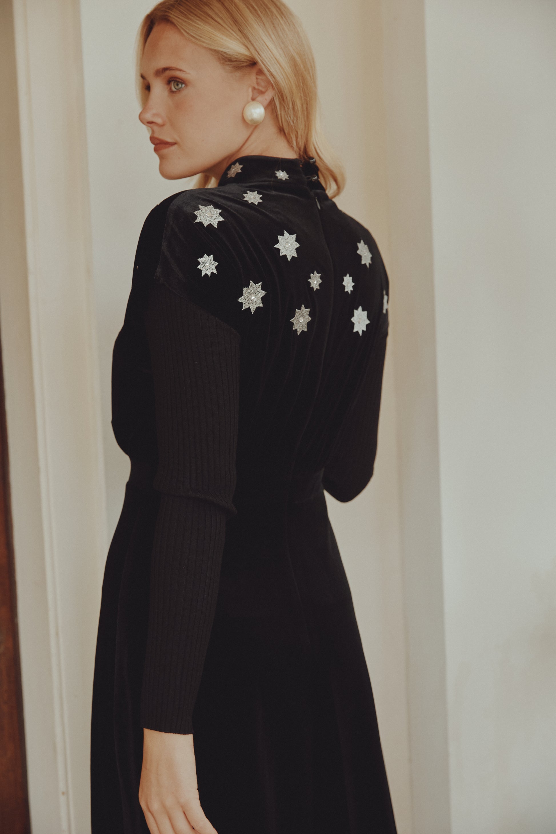 NOI-2310 BLACK JEWEL EMBELLISHED SLEEVELESS DRESS