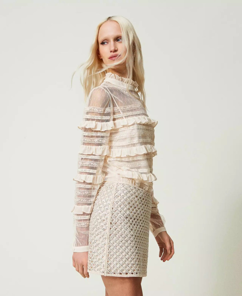 TWS-241TT2041 WHITE LACE BLOUSE