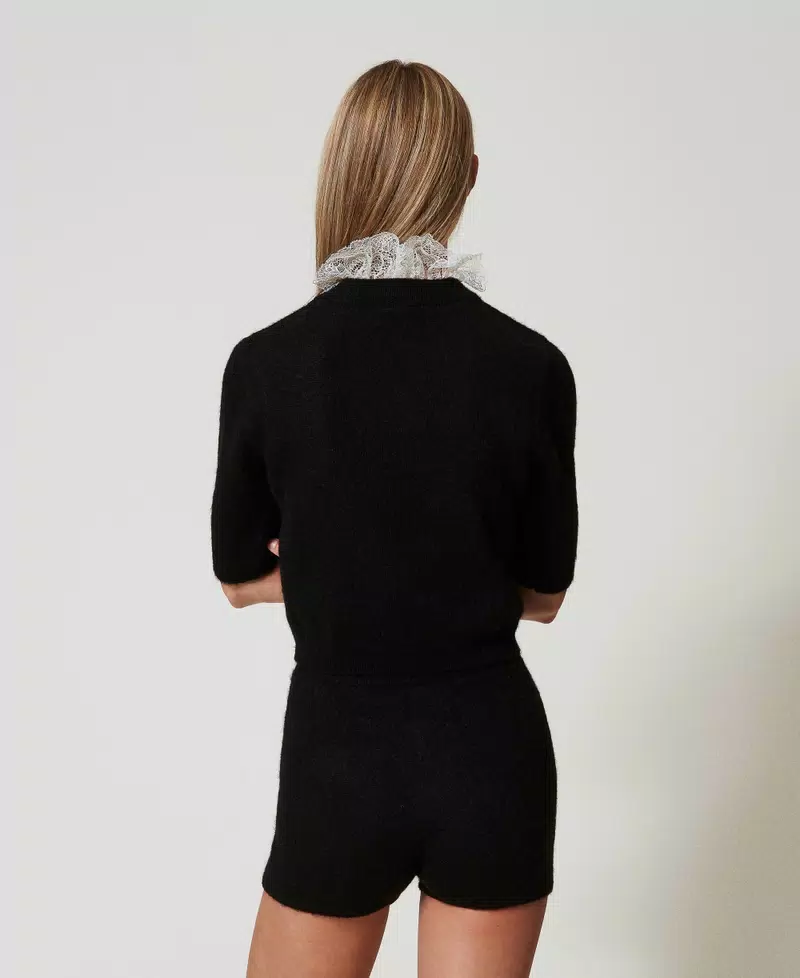 TWS-242TS3270 BLACK KNIT COLLAR TOP