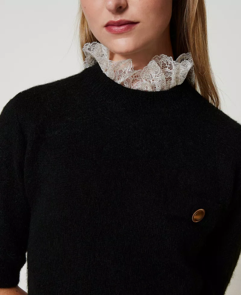 TWS-242TS3270 BLACK KNIT COLLAR TOP