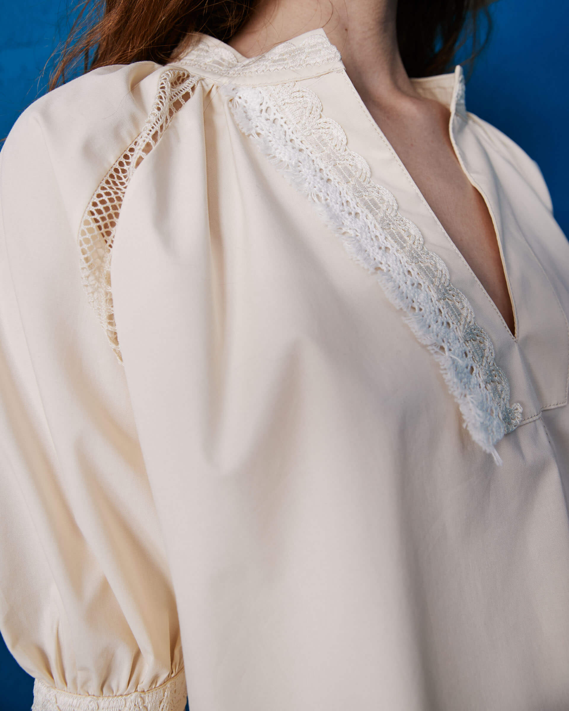 SFZ-24FE4085POPLIN BEIGE BLOUSE