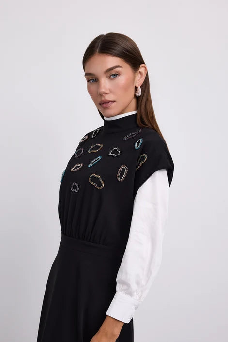 NOI-2500 BLACK&MULTI BEADED DETAILS DRESS