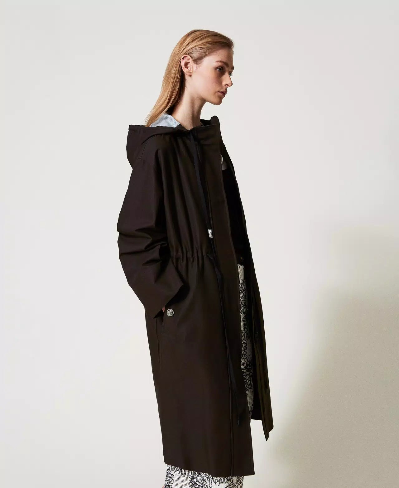 TWS-251TE2181 BLACK DRAWSTRING JACKET