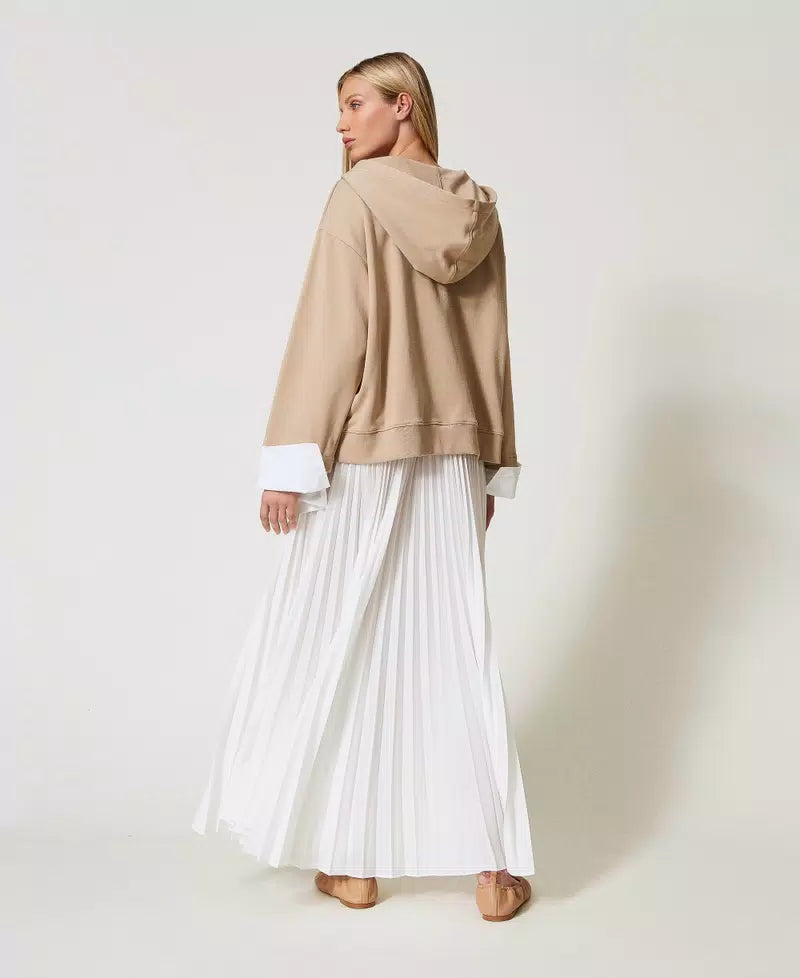 TWS-251TP2424 WHITE PLEATED WRAP SKIRT