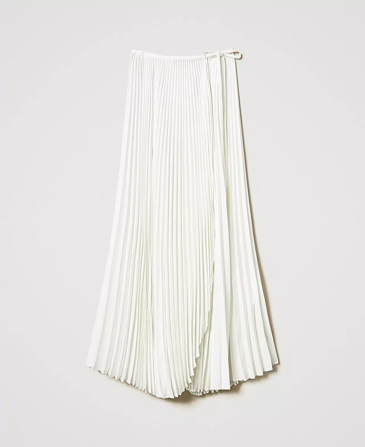 TWS-251TP2424 WHITE PLEATED WRAP SKIRT