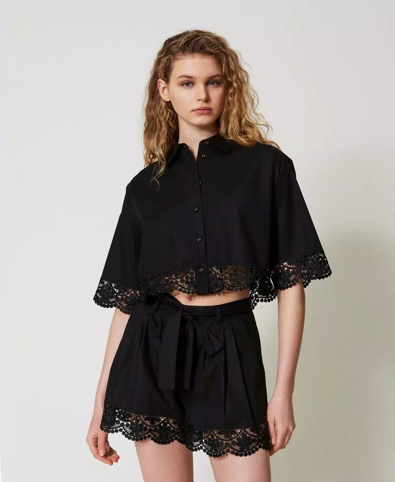 TWS-251TT2093 BLACK LACE TRIM BLOUSE