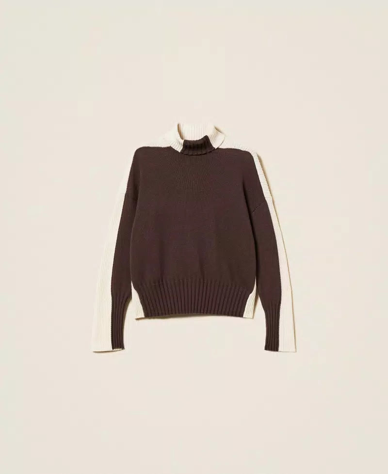 TWS- 252TF3023 GREY&CREAM TWO TONE TURTLENECK