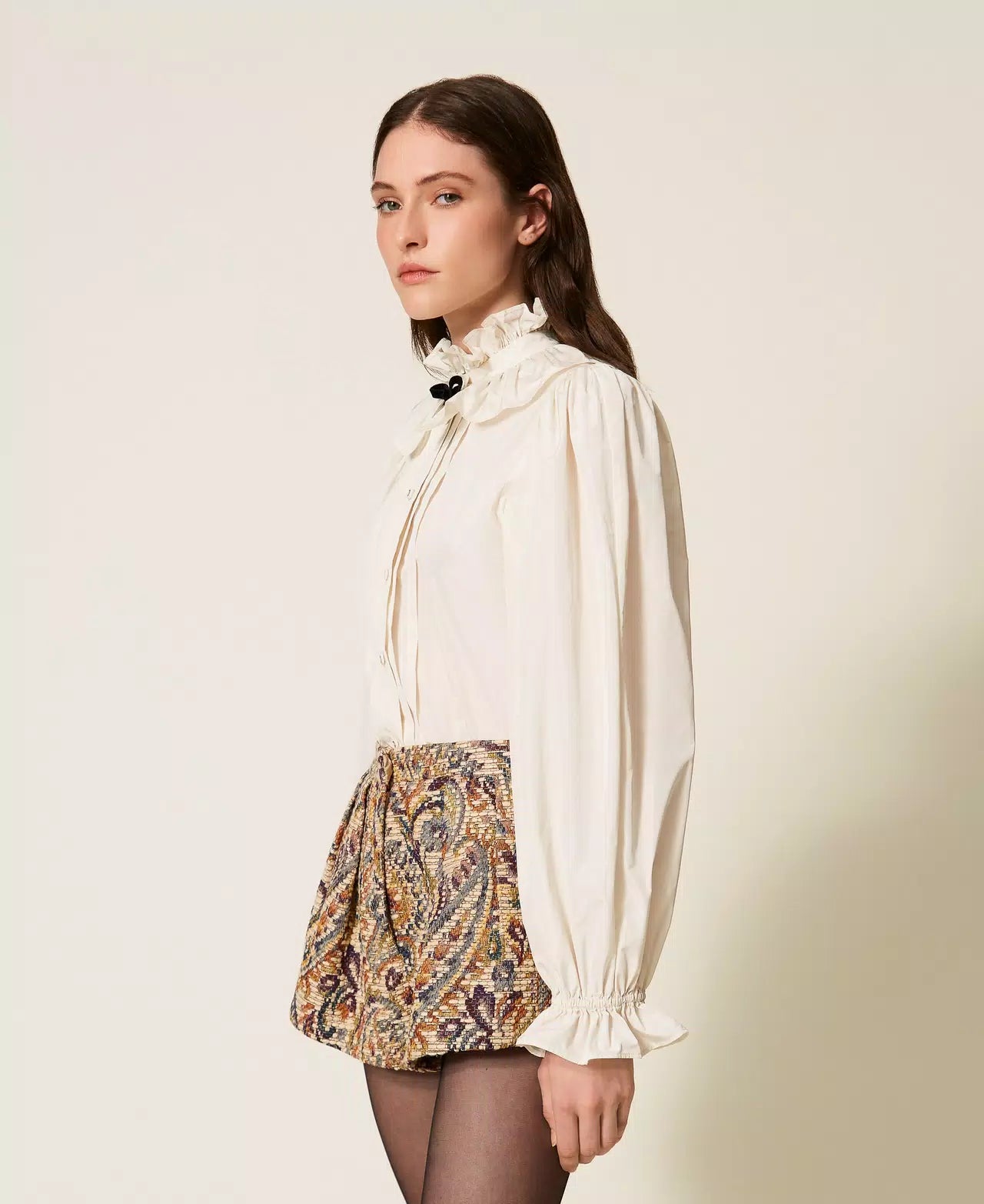 TWS-252TS2110 IVORY TAFFETA BOW BLOUSE