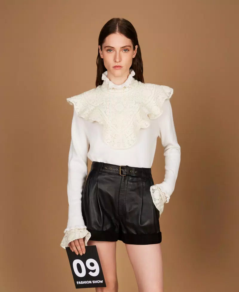 TWS-252TS3021 IVORY RUFFLE LACE WOOL TOP