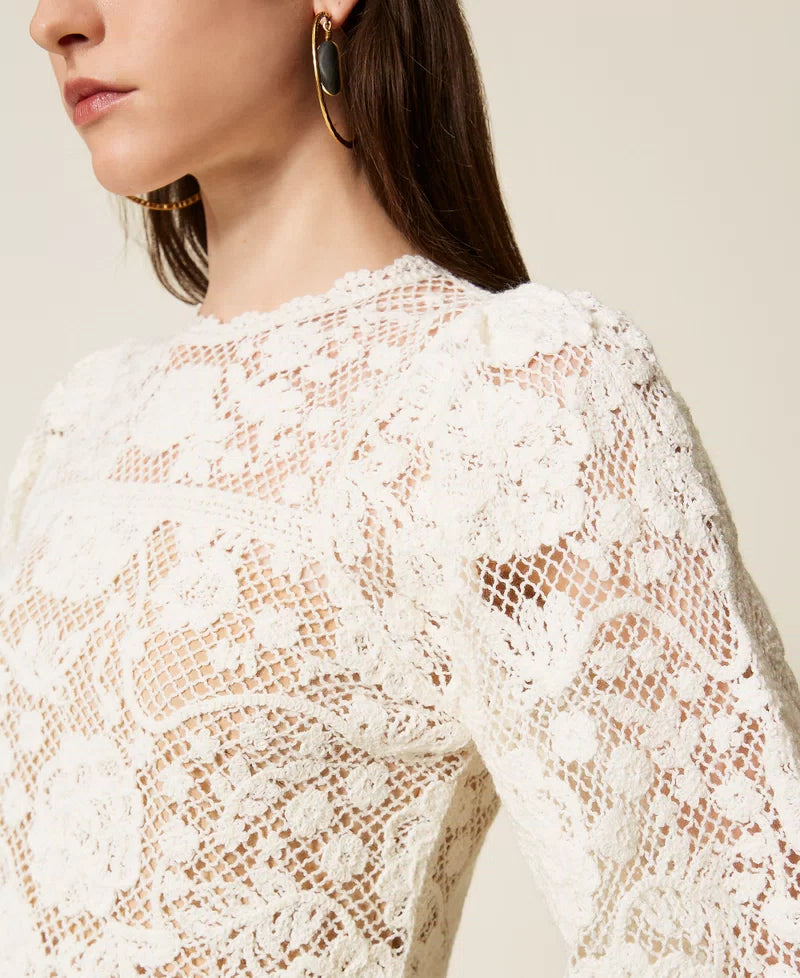 TWS-252TS3190 IVORY CROCHET TOP