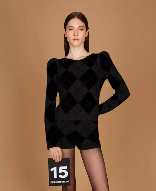 TWS-252TS3370 BLACK ARGYLE KNIT TOP