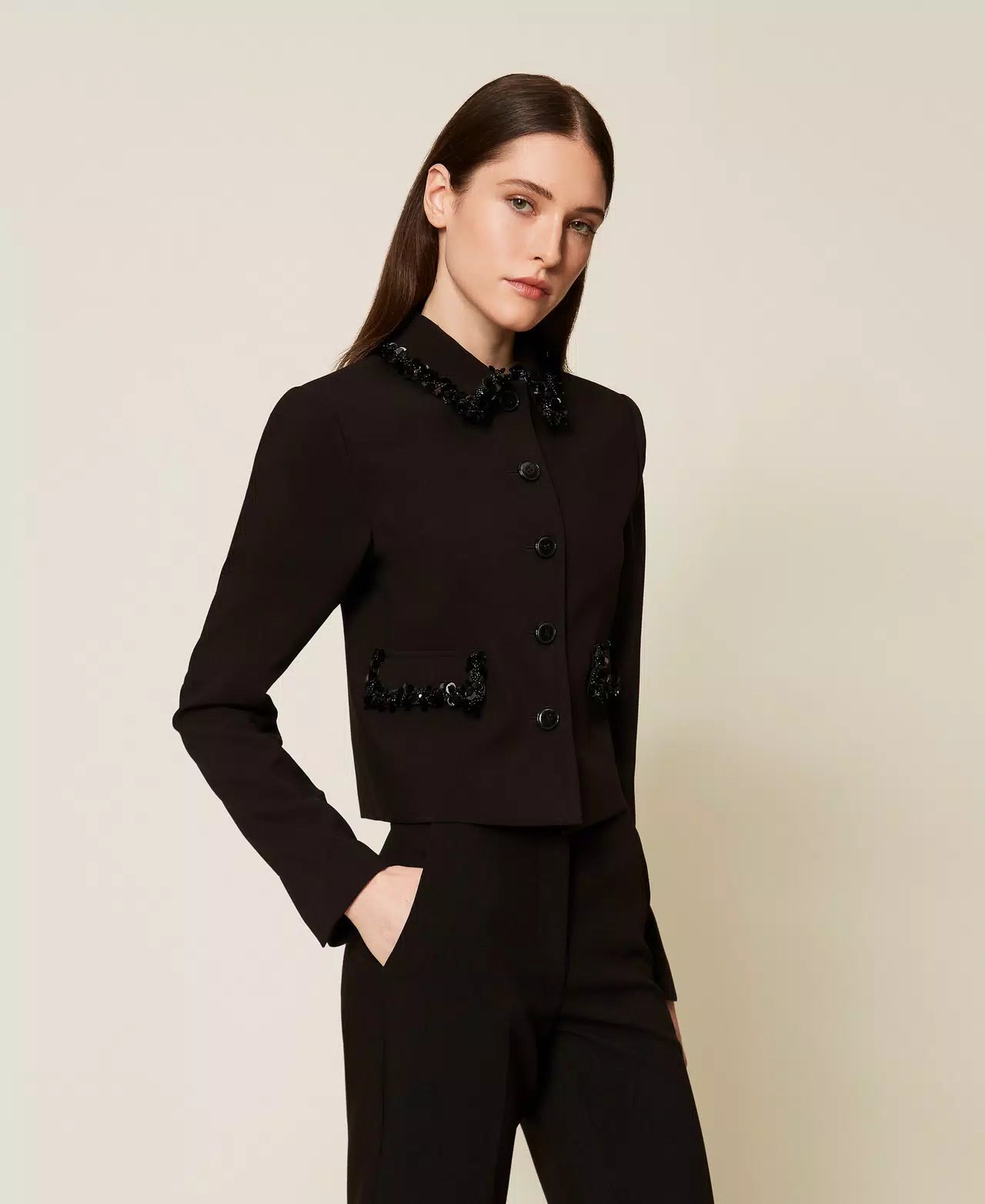 TWS-252TT2230 BLACK SEQUIN DETAIL JACKET