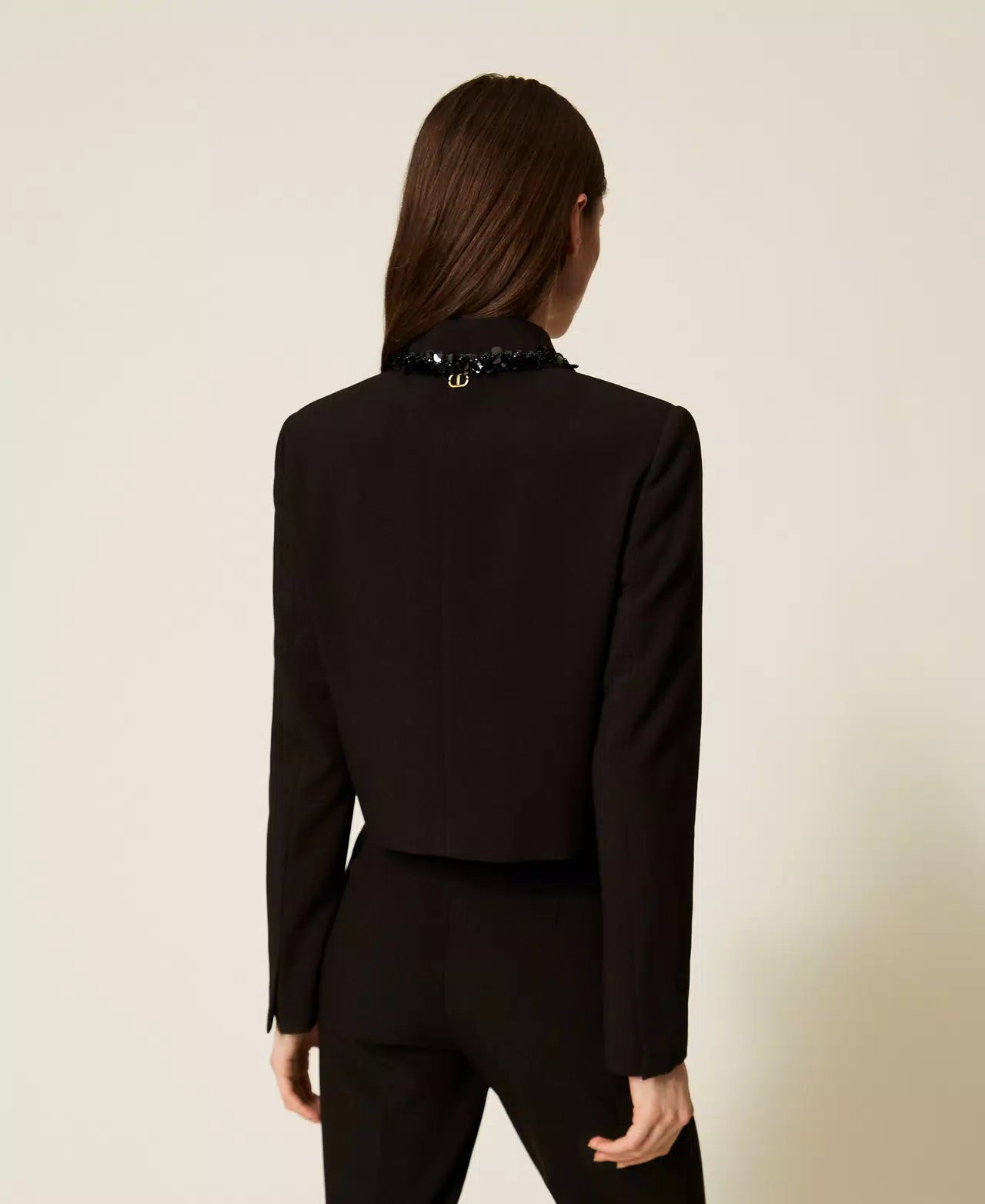 TWS-252TT2230 BLACK SEQUIN DETAIL JACKET