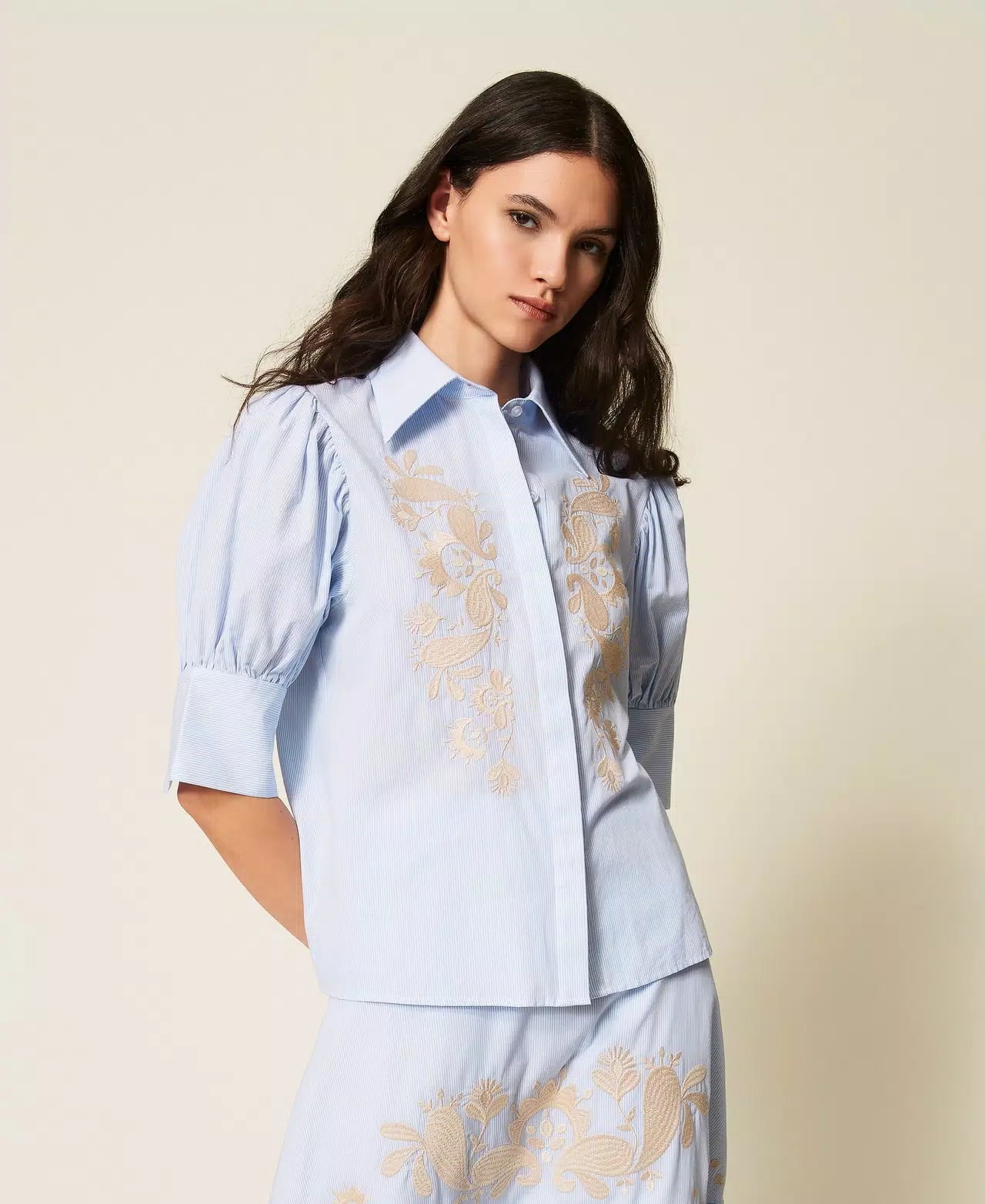 TWS-261AT2030 BLUE STRIPE EMBROIDERED BLOUSE