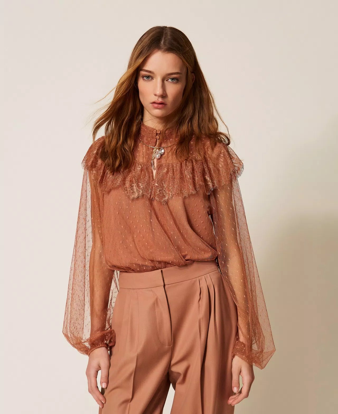 TWS-261TP2772 BLACK TULLE LACE BLOUSE